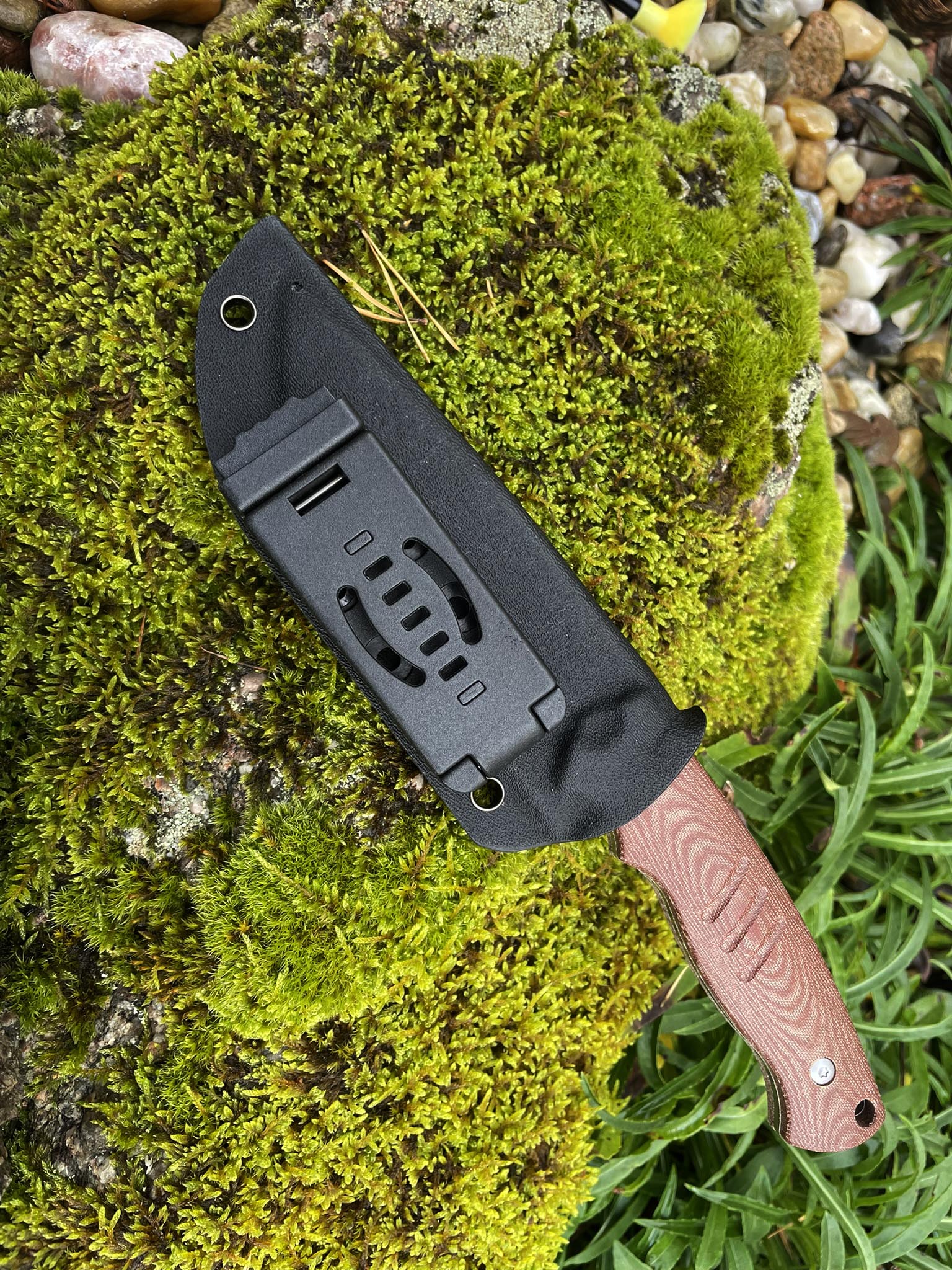 Bushcraft Explorer Sandvik 14C28N – outdoorový nůž s Micarta rukojetí 07
